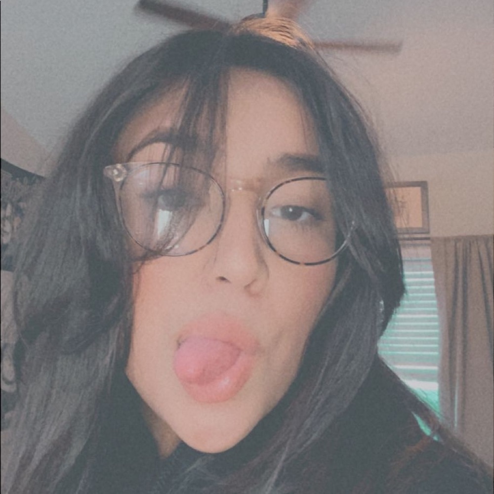 Meet your Posher, Gabriella